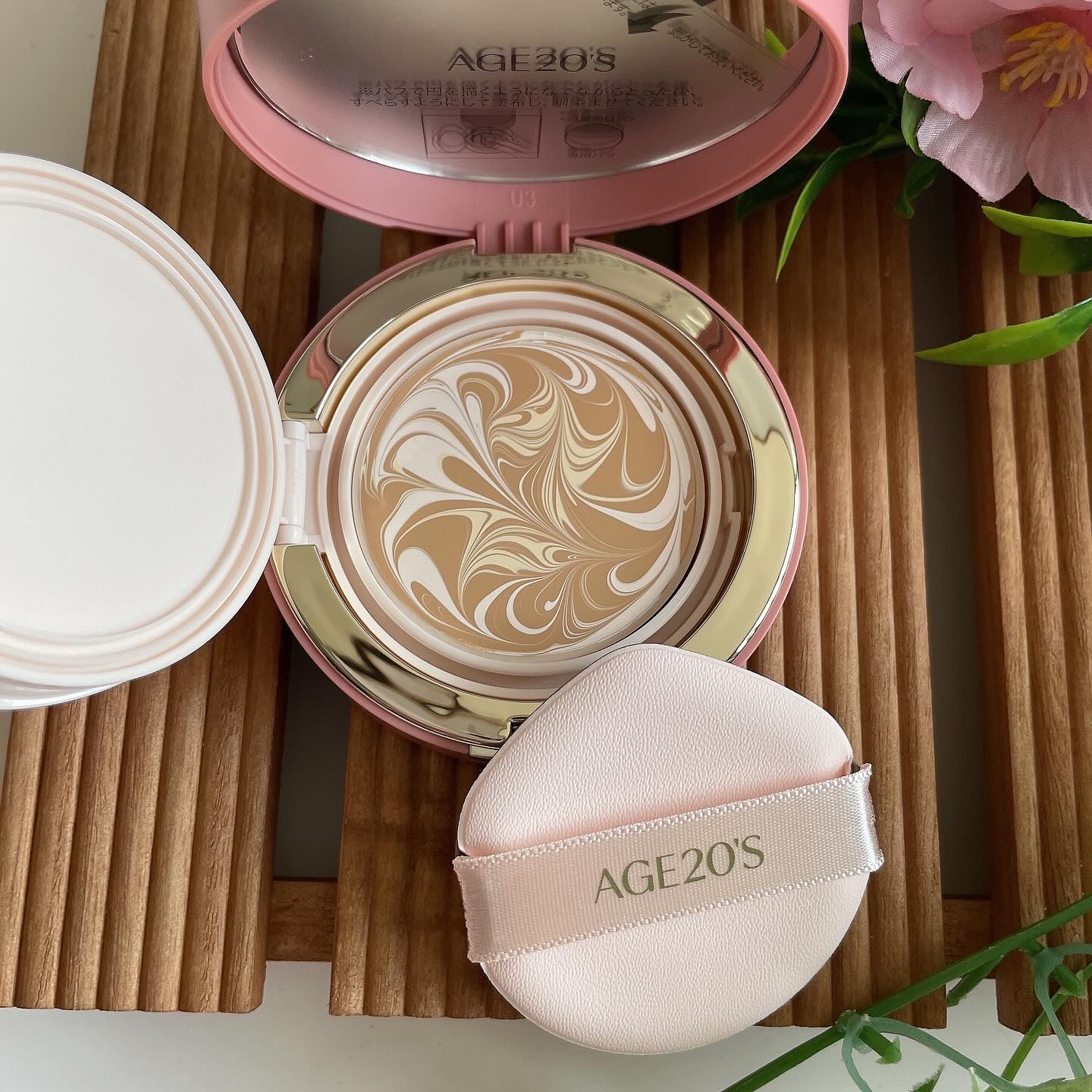 ヴェールヌーディ エッセンスパクトグロウ/AGE20’s/クリーム・エマルジョンファンデーションを使ったクチコミ（1枚目）