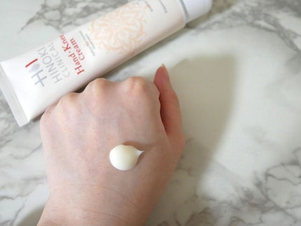 ヒノキハンド・ニークリーム/ヒノキ肌粧品/ハンドクリームを使ったクチコミ(2枚目)