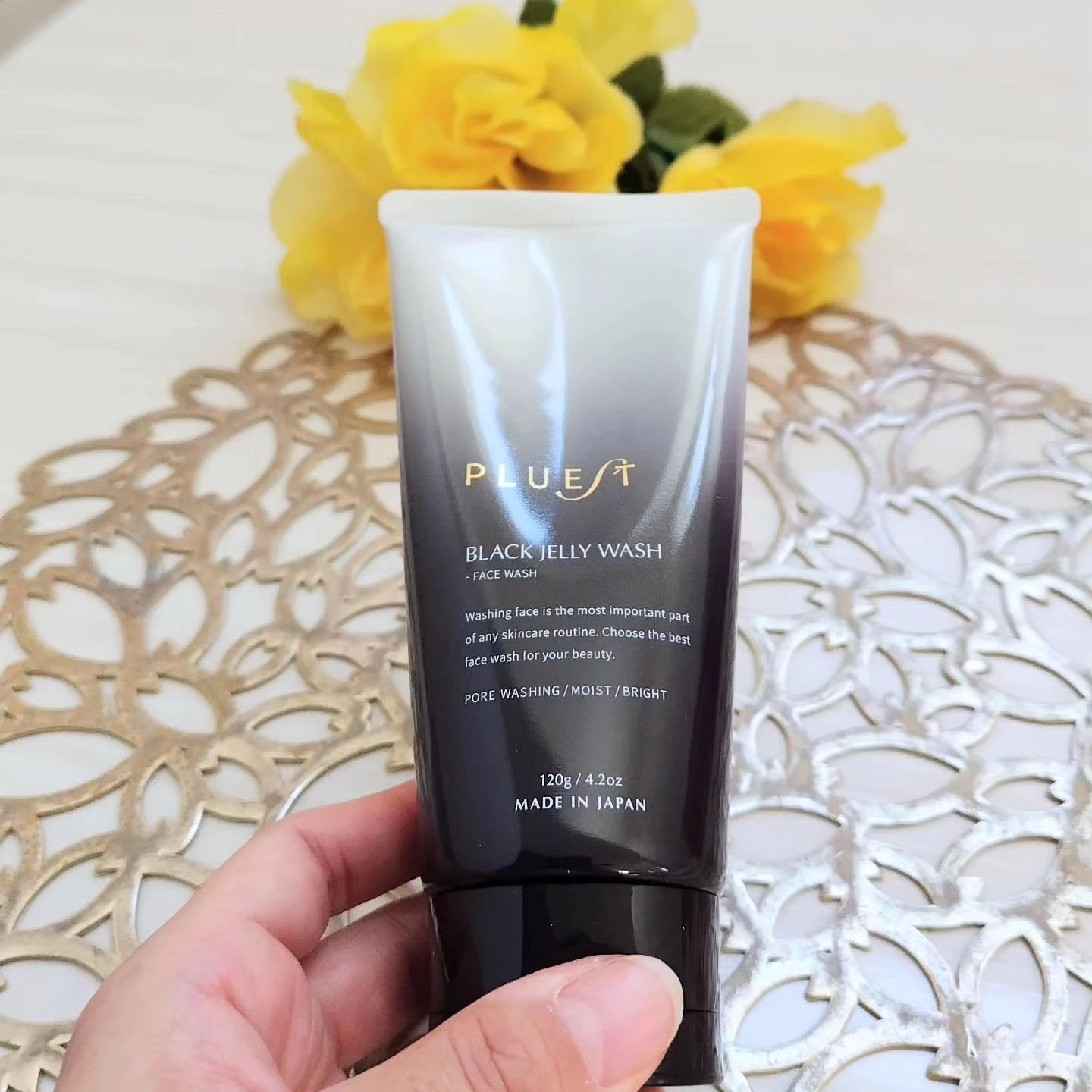 プルエスト ブラックジェリーウォッシュ120g
4本セット Amazon | PLUEST ブラックジェリーウォッシュ 洗顔ジェル 毛穴
