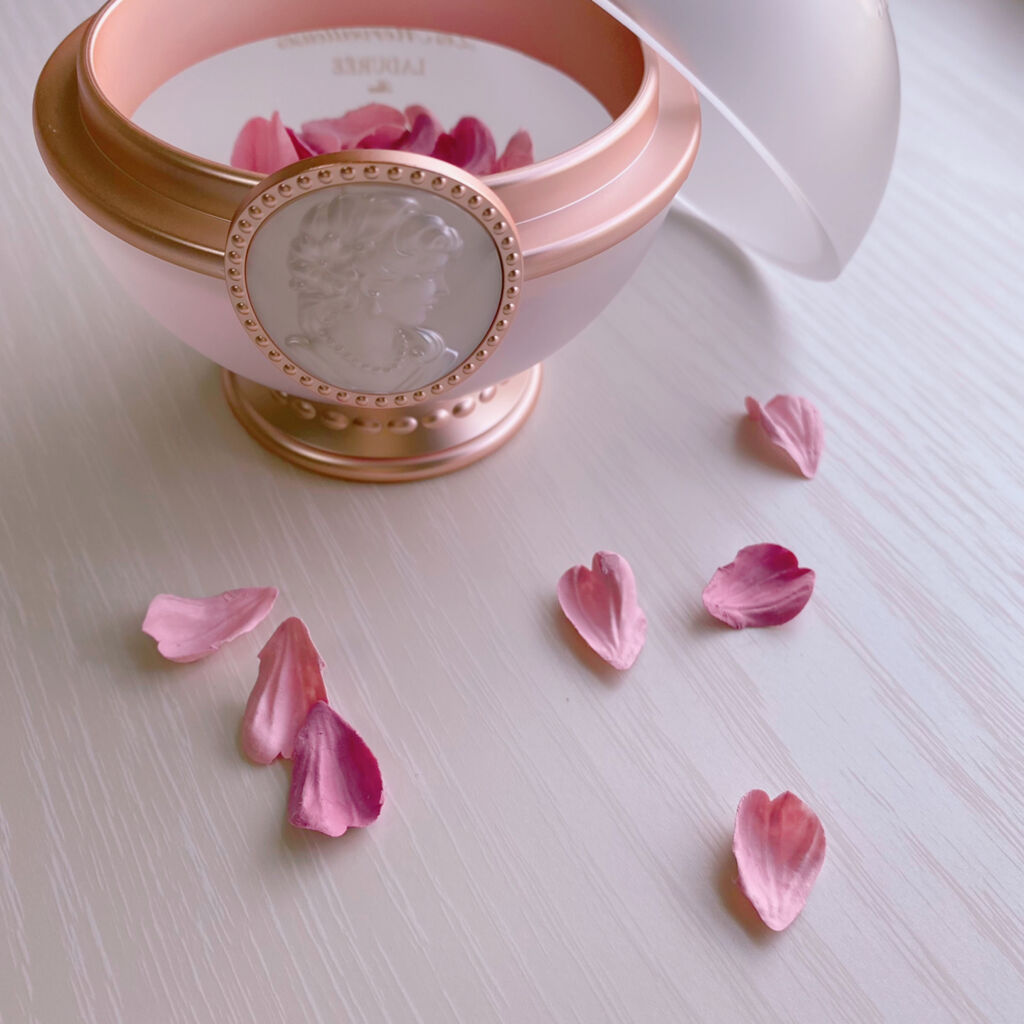 リミテッド エディション ポット フォー フェイスカラー サクラ/レ・メルヴェイユーズ ラデュレ/その他化粧小物を使ったクチコミ（2枚目）