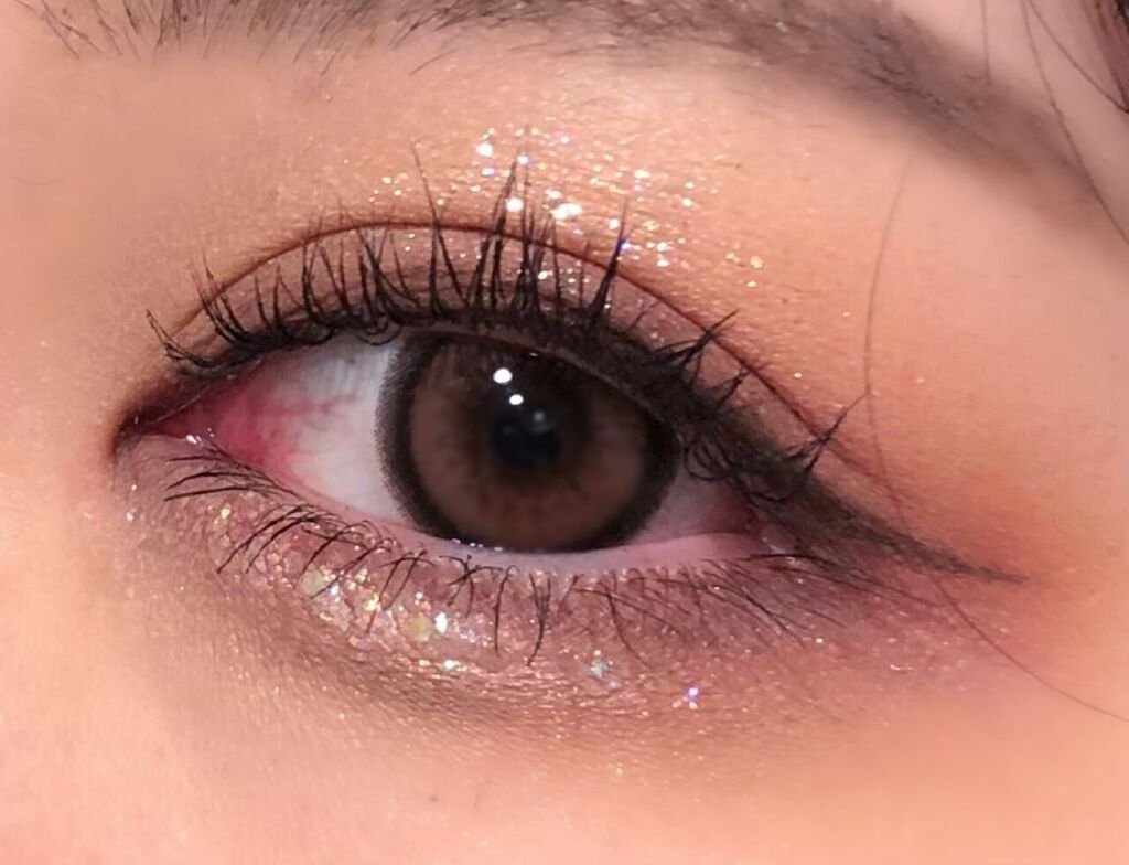 Cherry Love グリッター リキッドアイシャドウ P04 Shining Star/FlowerKnows/グリッターを使ったクチコミ（3枚目）