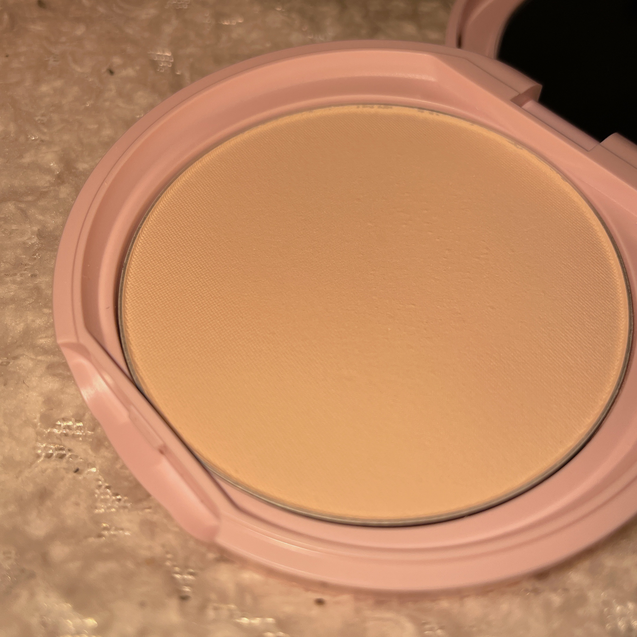 マシュマロフィニッシュパウダー MI マットアイボリーオークル（新パッケージ）/キャンメイク/プレストパウダーを使ったクチコミ（3枚目）