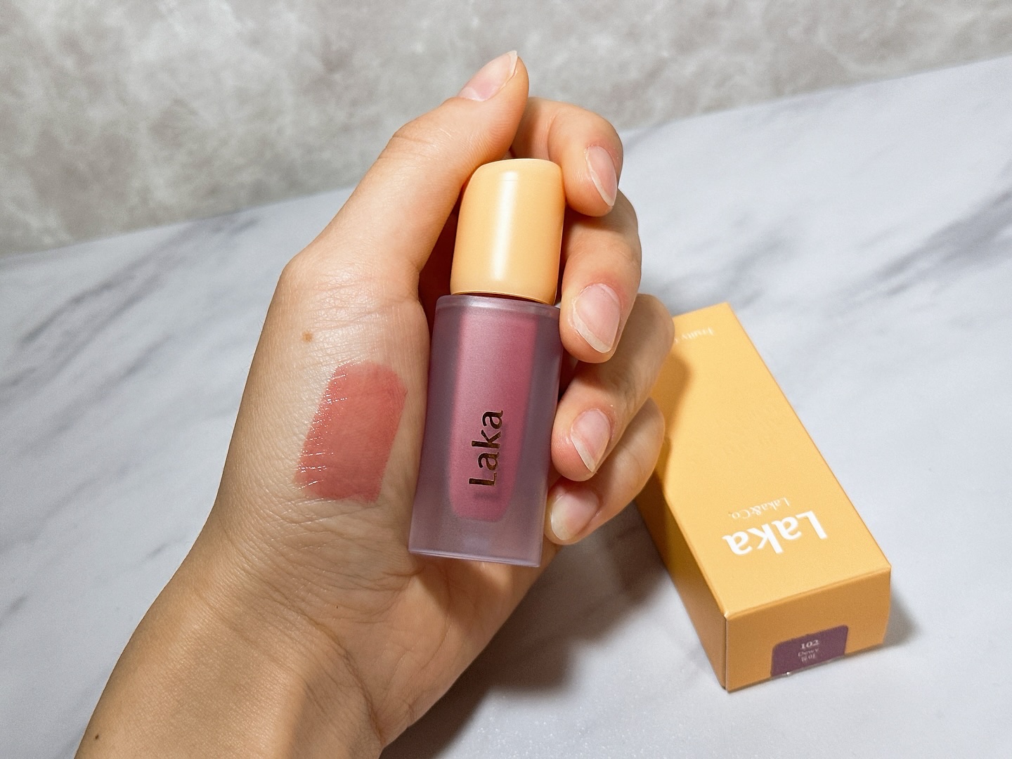 フルーティーグラムティント 102 デューイ/Laka/リップティントを使ったクチコミ（2枚目）
