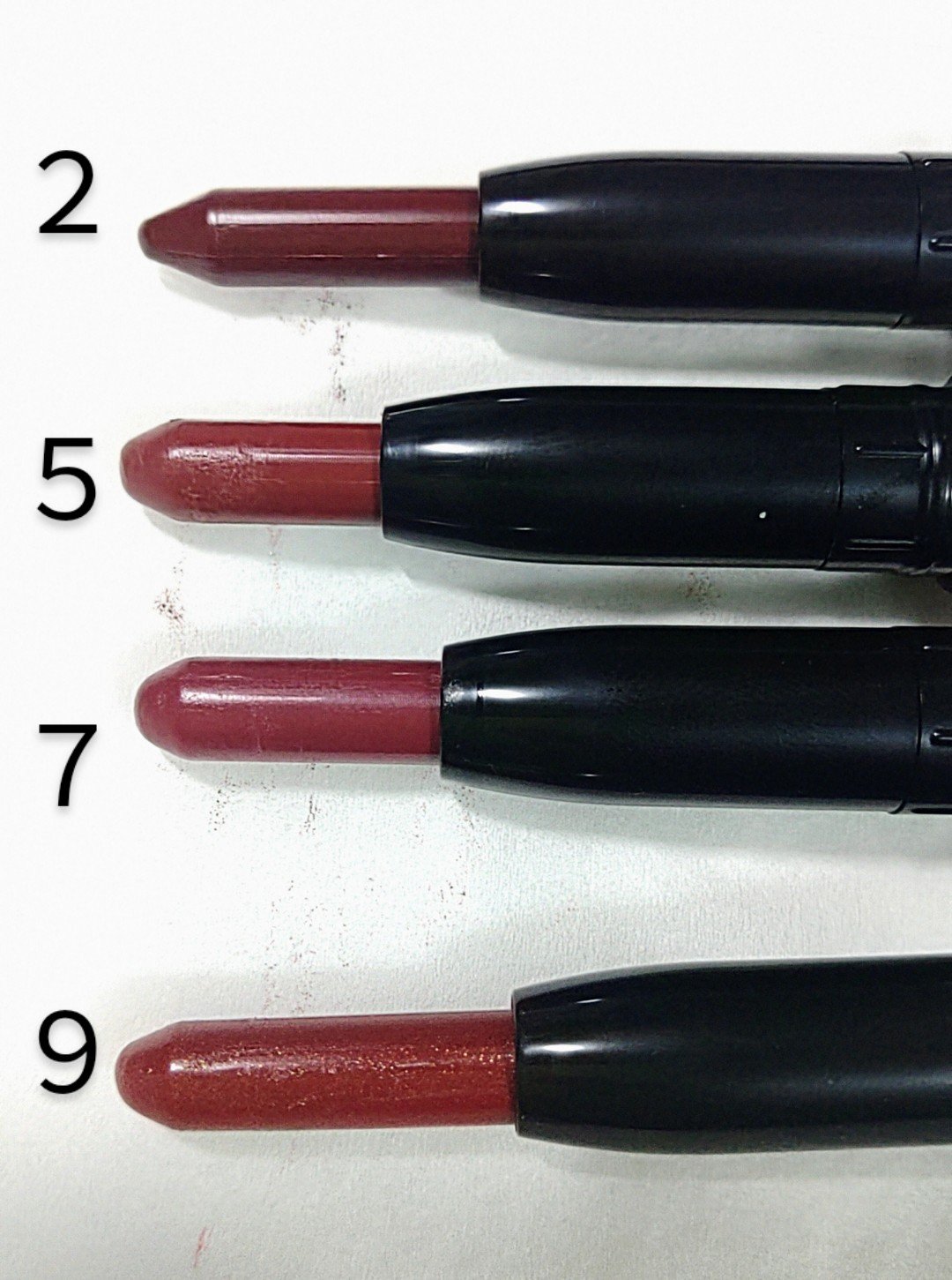 レブロン シアー バーム クレヨン 002 ブラックカラント/REVLON/口紅を使ったクチコミ（2枚目）