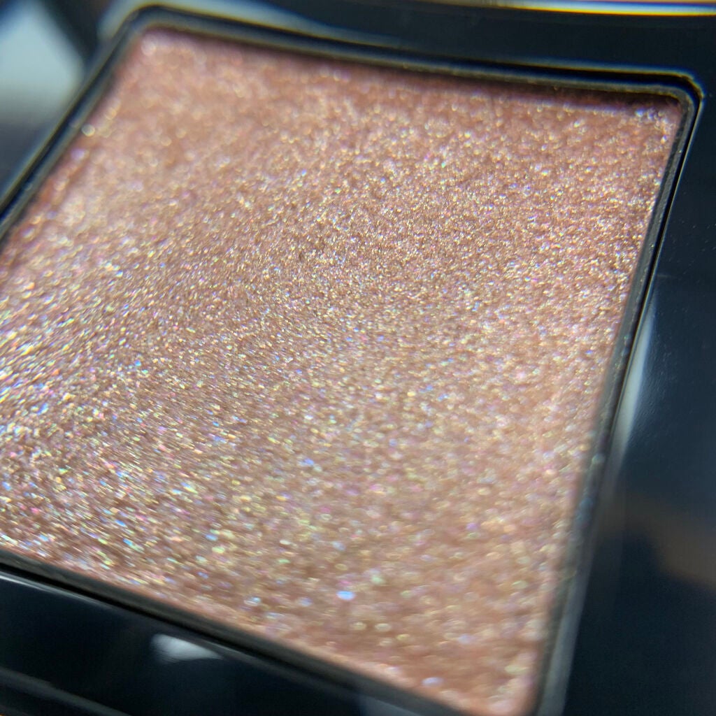 トーン タッチ アイズ/SUQQU/単色アイシャドウを使ったクチコミ(3枚目)