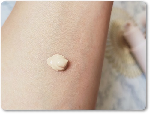 ウィズアウト ゲルファンデーション/WITHOUT/クリーム・エマルジョンファンデーションを使ったクチコミ（3枚目）