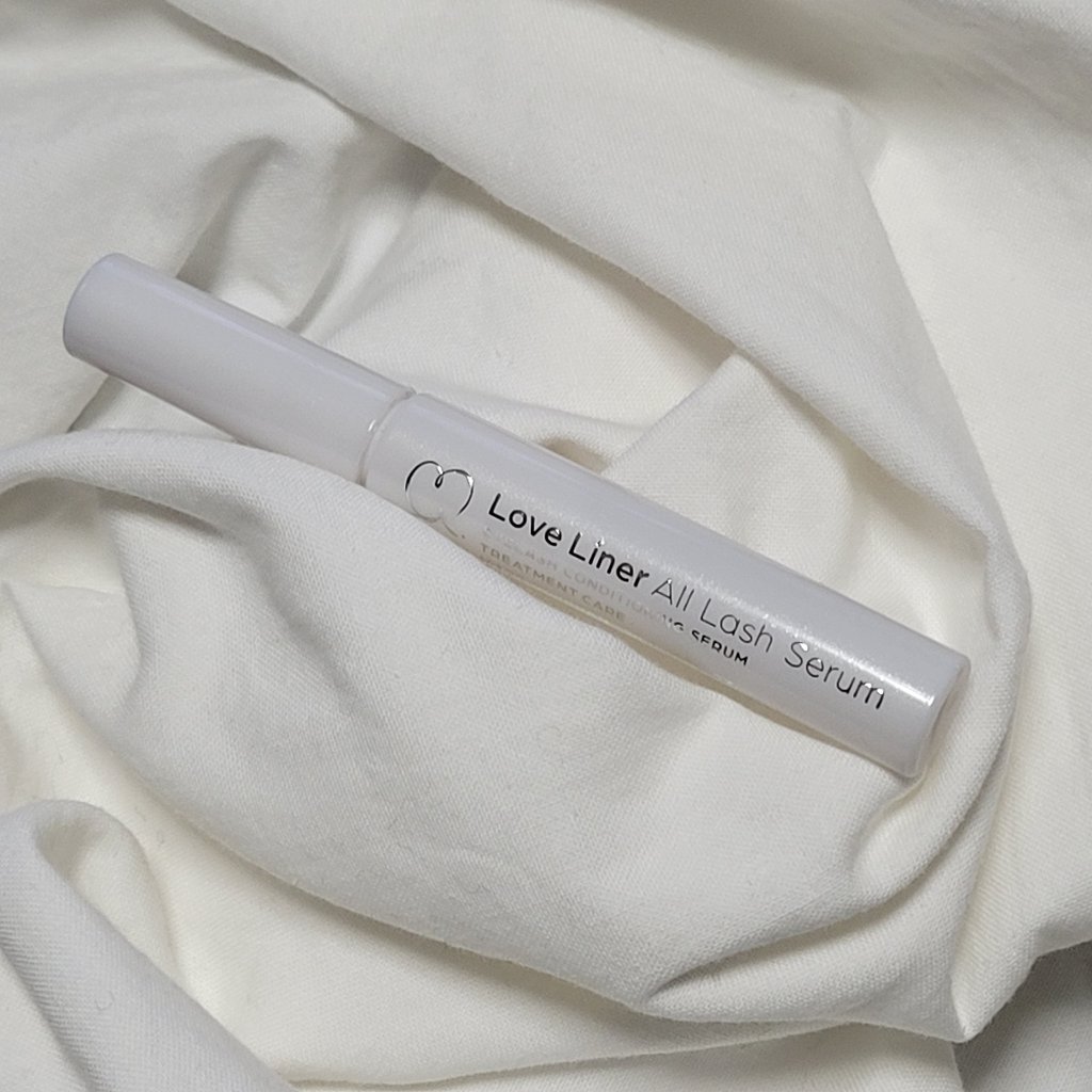 ラブ・ライナー
ラブ・ライナー オールラッシュ セラム R＜まつげ美容液＞

msh(エム・エス・エイチ) 様からいただきました！
ありがとうございます！

チップとスクリューブラシが一体になったハイブリッドブラシがなっています。

スクリ