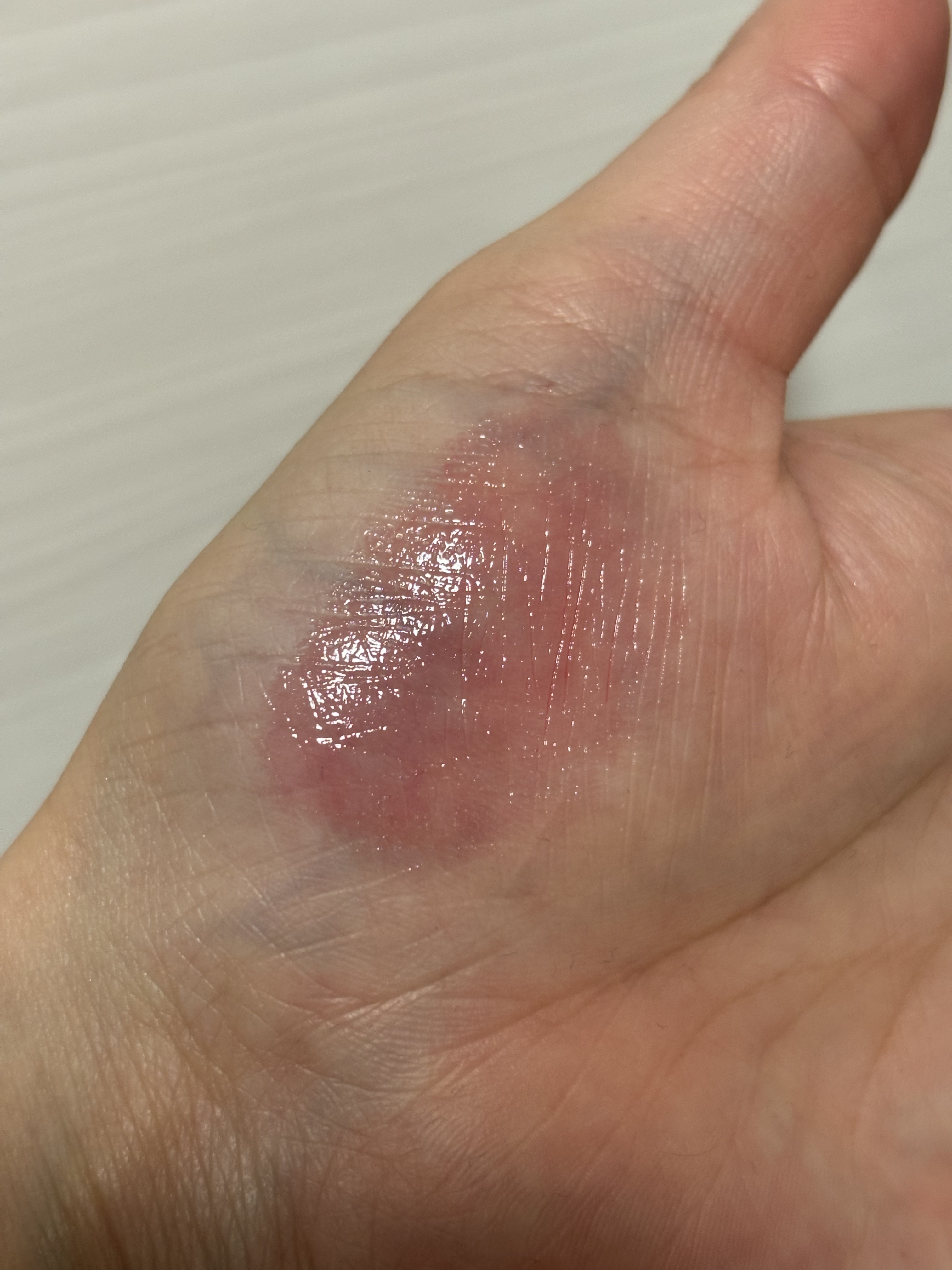 キスキス ビー グロウ 129 ブロッサム グロウ/GUERLAIN/口紅を使ったクチコミ（2枚目）