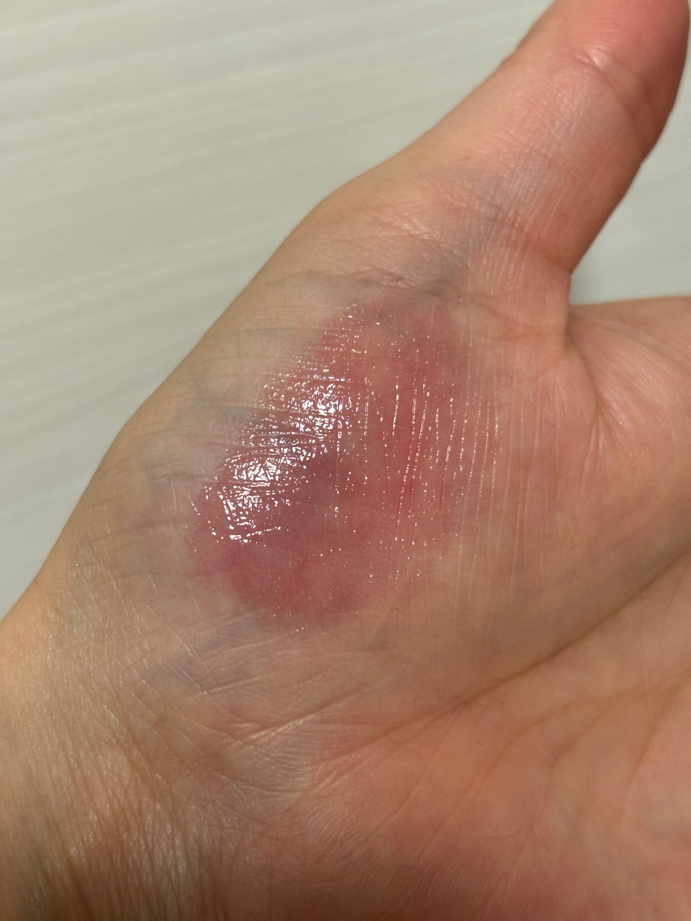 キスキス ビー グロウ/GUERLAIN/口紅を使ったクチコミ(2枚目)