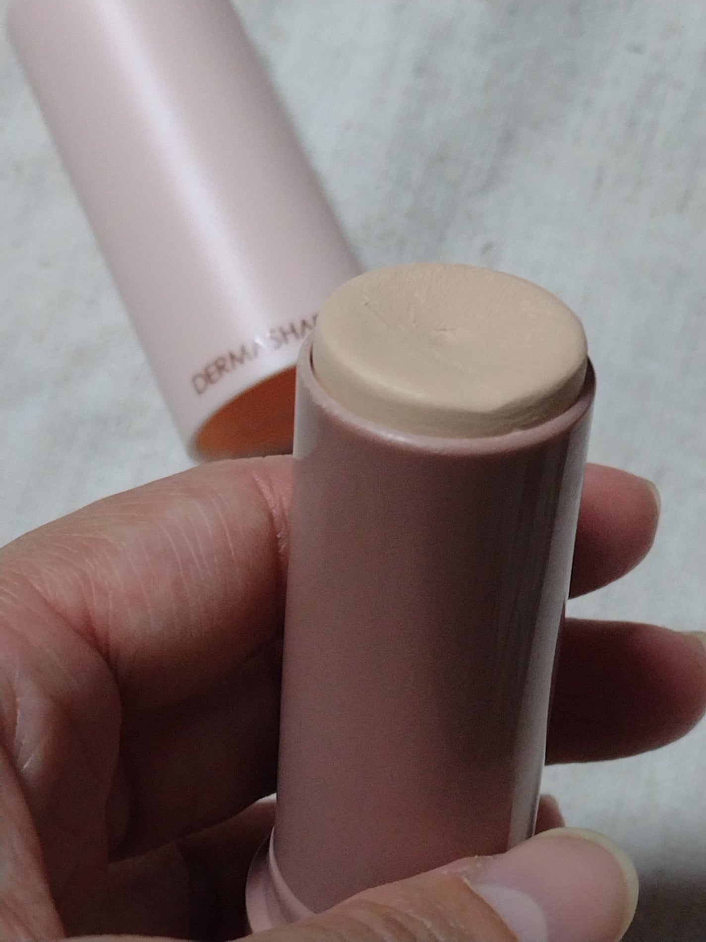 ヴィーガンナチュラルカバースティックファンデーション/DERMASHARE/その他ファンデーションを使ったクチコミ(5枚目)