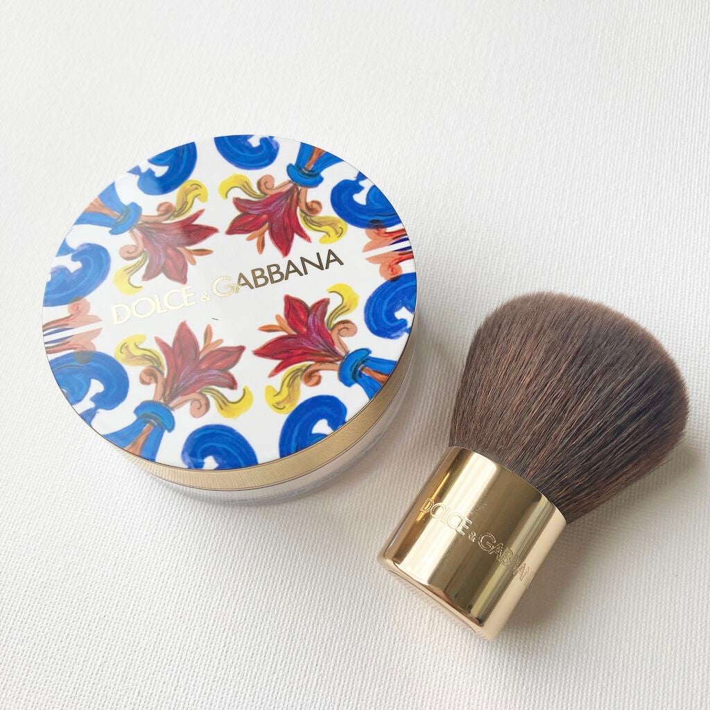 Ryoko on LIPS 「♡#Dolce&gabbana#ソーラーグロウトランスルーセン..」(1枚目)