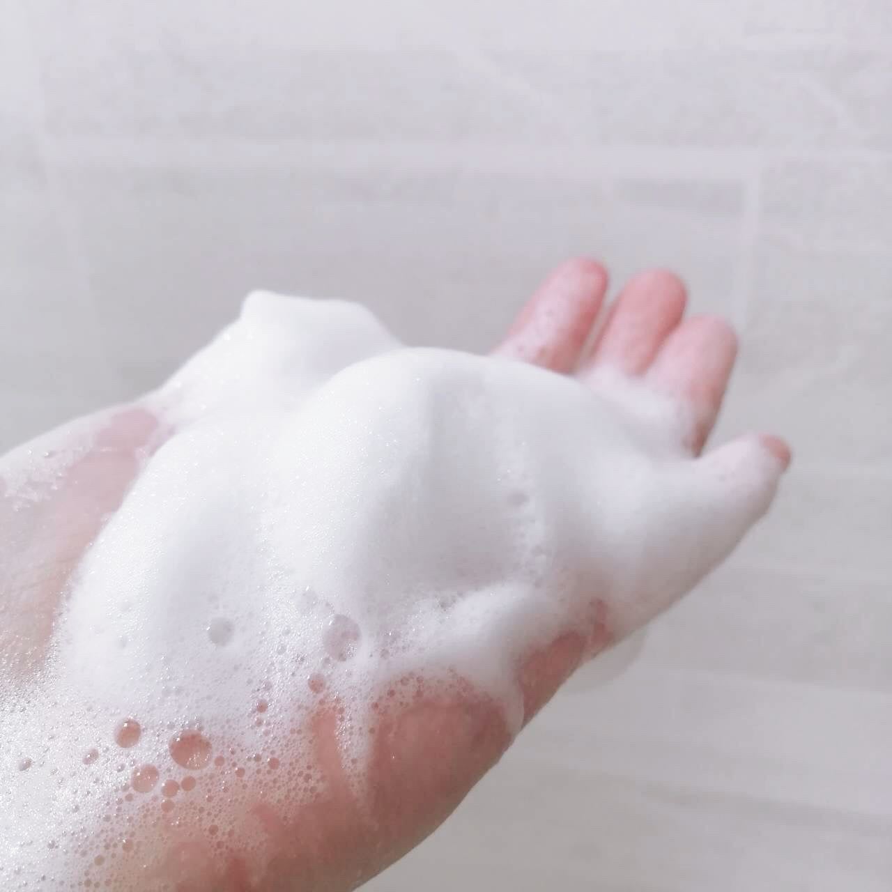 エッセンシャルプレミアム バリアシャンプー・コンディショナー シルキー&スムース/エッセンシャル/市販シャンプーを使ったクチコミ(8枚目)