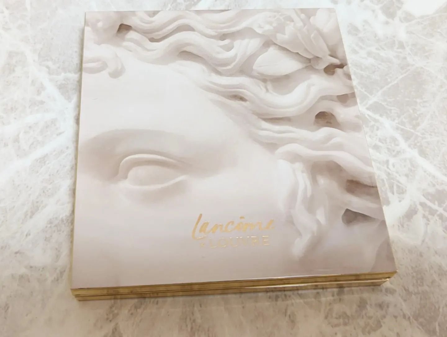 ルージュ ココ フラッシュ/CHANEL/口紅を使ったクチコミ（3枚目）