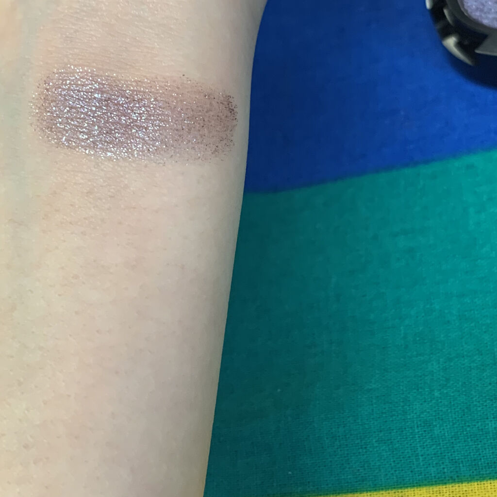 ダズルシャドウ シャイン デライト/M・A・C/単色アイシャドウを使ったクチコミ（3枚目）