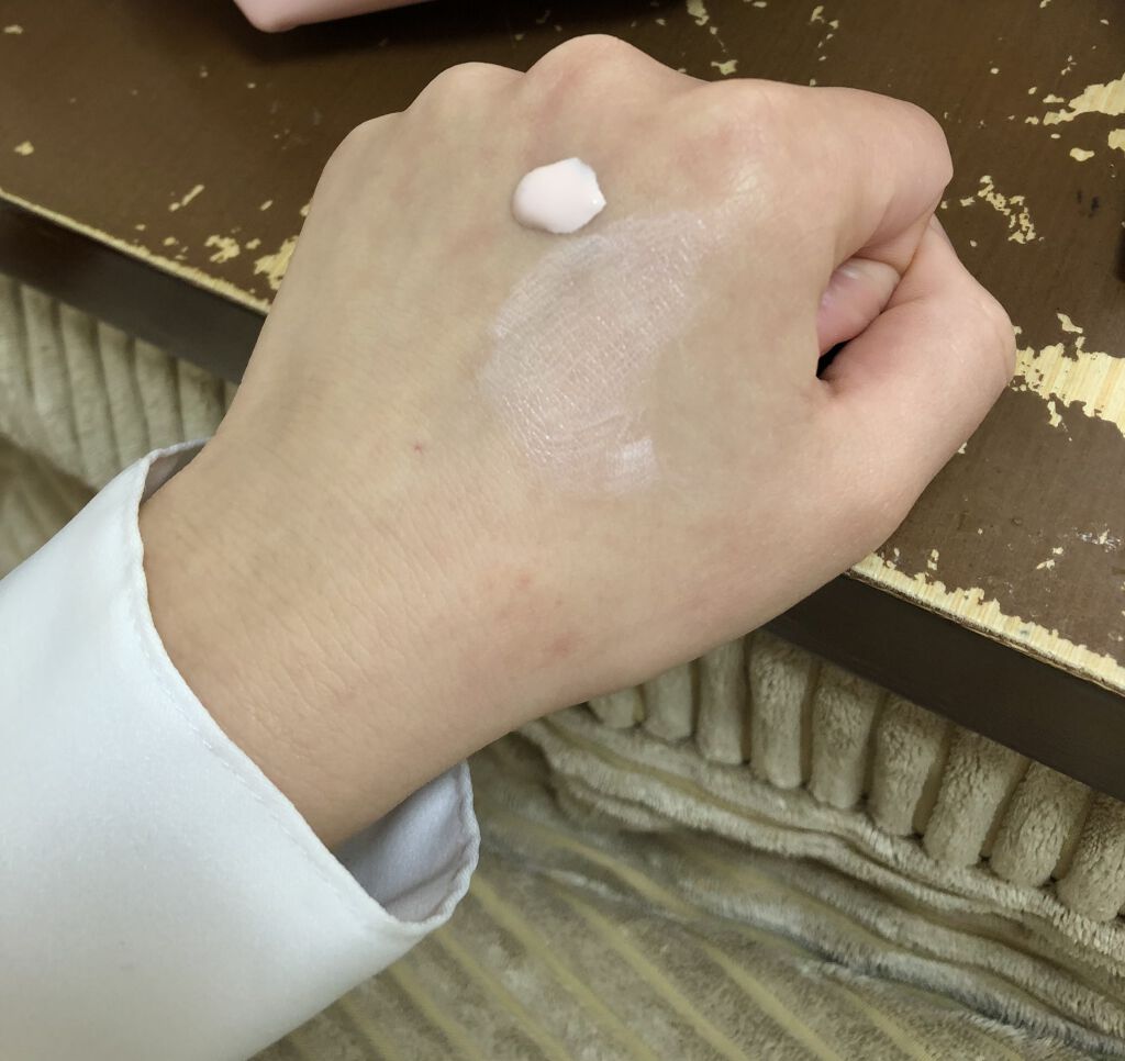 スキンアクア トーンアップUVエッセンス/スキンアクア/日焼け止めクリームを使ったクチコミ（3枚目）