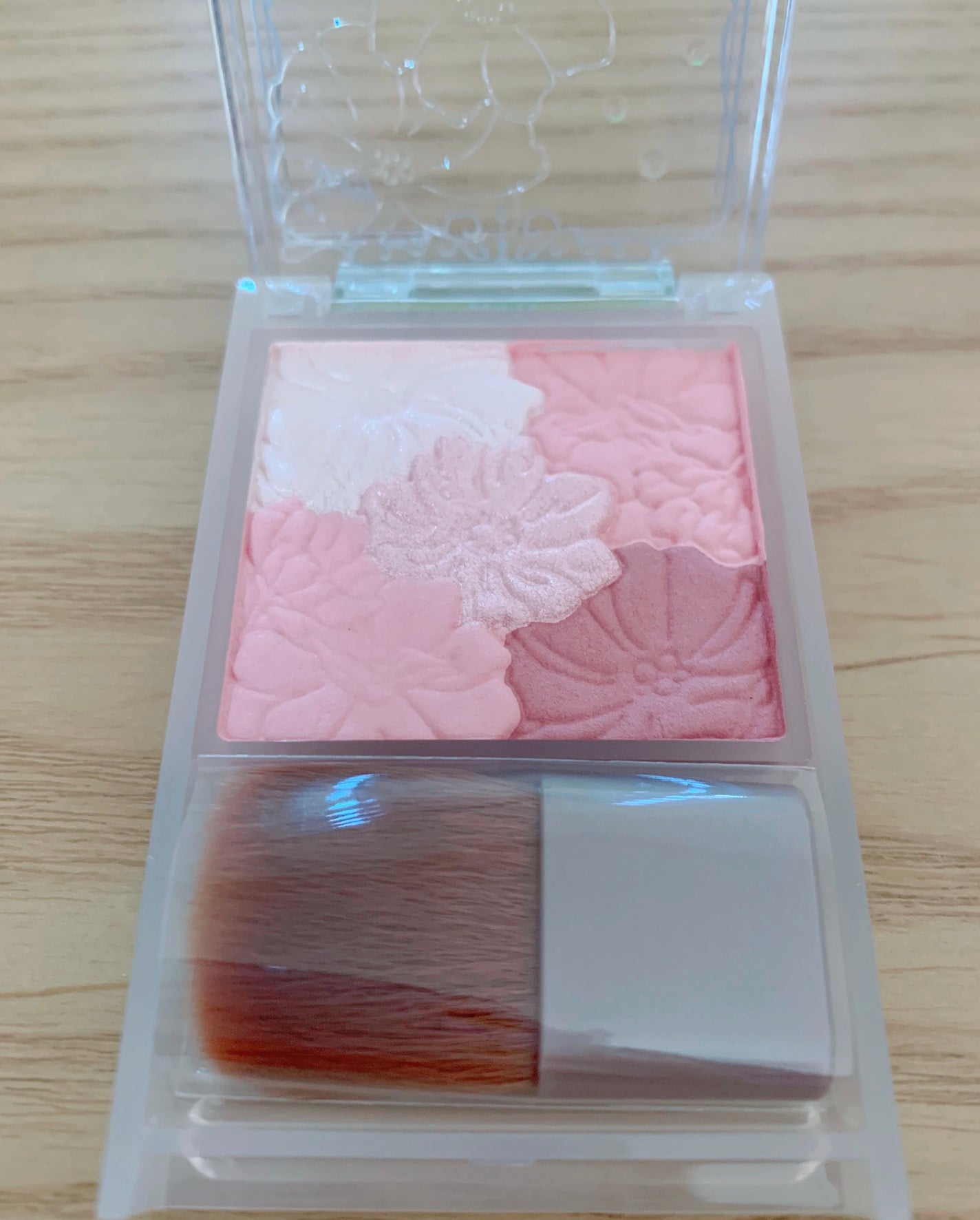 グロウフルールチークス(ブレンドタイプ)/キャンメイク/パウダーチークを使ったクチコミ(2枚目)