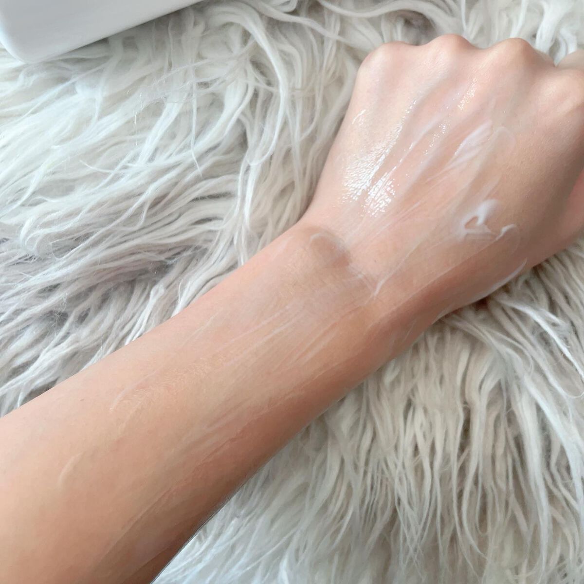 モイスチュア フェイス&ボディローション/カルテHD/ボディローションを使ったクチコミ(7枚目)