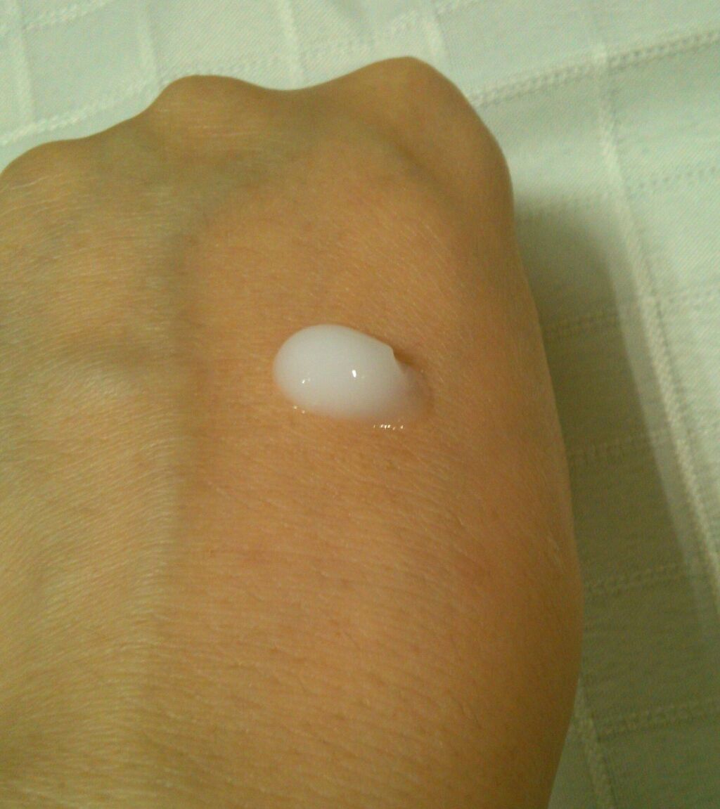 カラーケア ヘアミルク ピュアリリィの香り/ジョアンジュ/ヘアミルクを使ったクチコミ（2枚目）