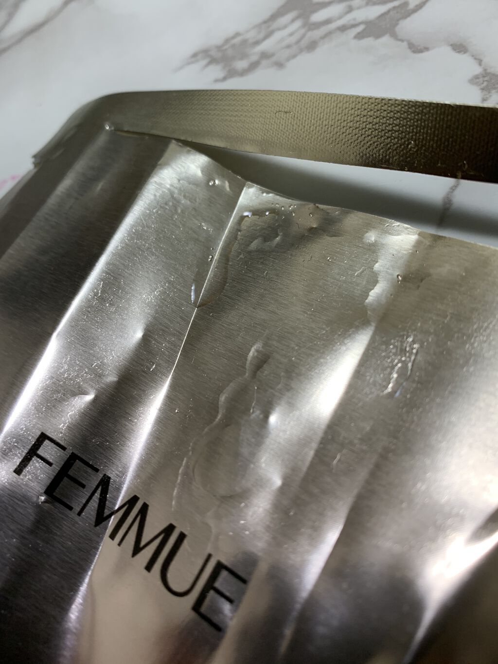 ドリームグロウマスク CP(肌引き締め・ブースター)/FEMMUE/シートマスク・パックを使ったクチコミ（2枚目）