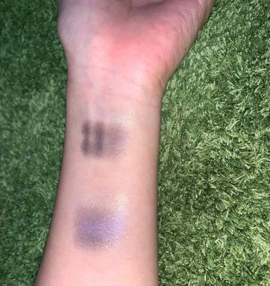 トーンアップアイシャドウ/CEZANNE/アイシャドウパレットを使ったクチコミ（2枚目）