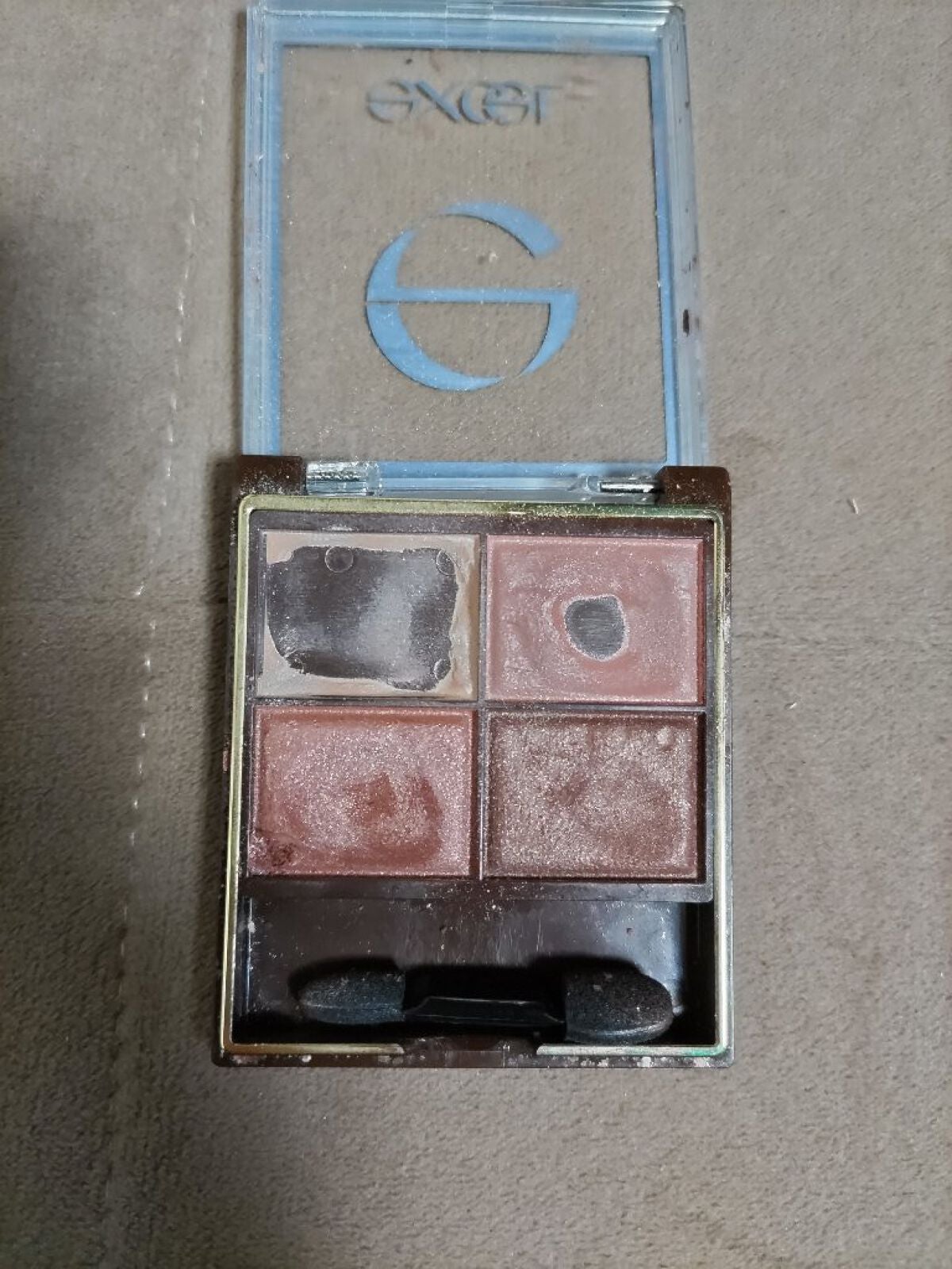 スキニーリッチシャドウ/excel/アイシャドウパレットを使ったクチコミ(2枚目)