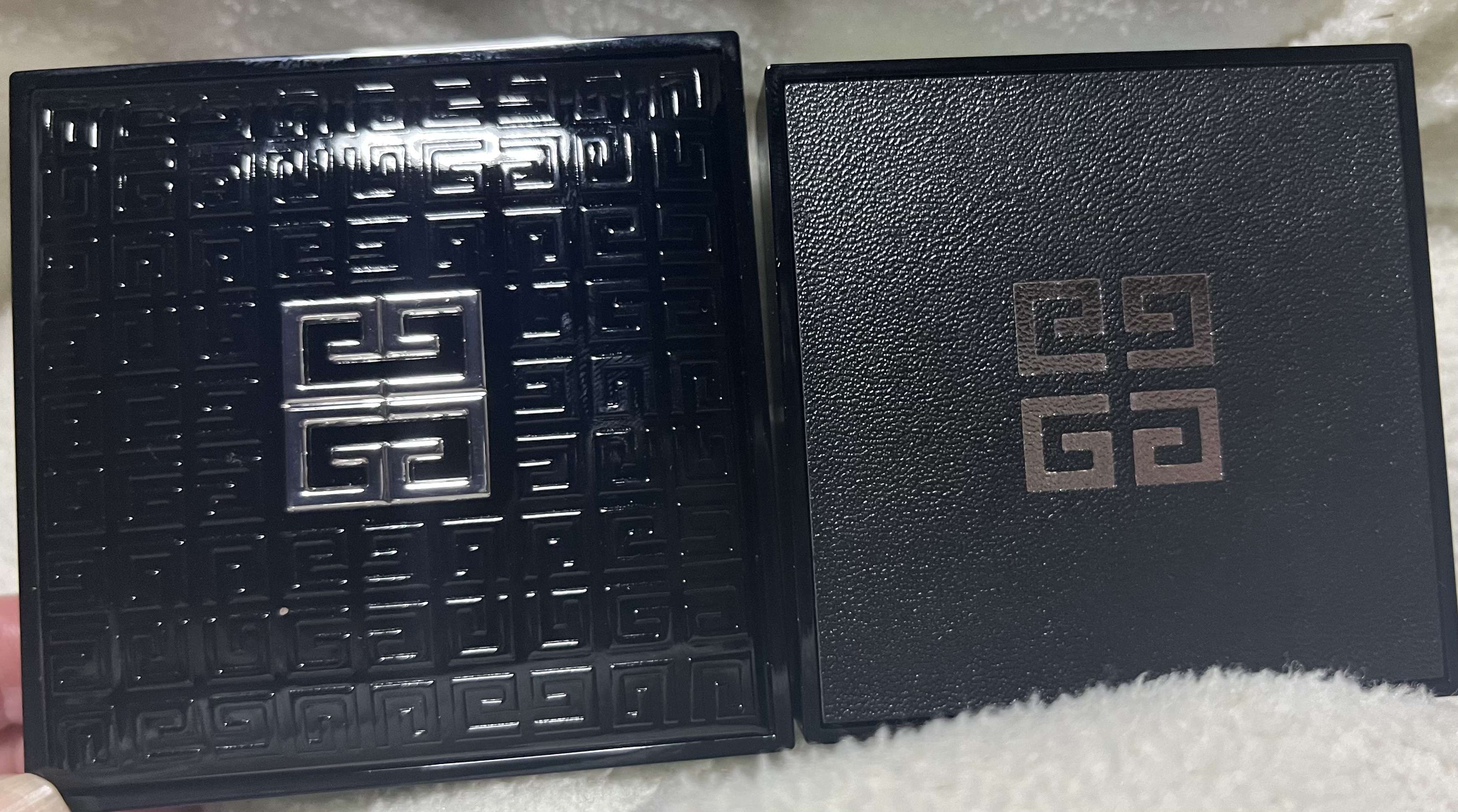 プリズム・リーブル・スキンケアリング・グロウ・クッション/GIVENCHY/クッションファンデーションを使ったクチコミ（1枚目）