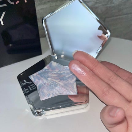 スターダストダイヤモンドハイライトパウダー/PERFECT DIARY/パウダーハイライトを使ったクチコミ(9枚目)