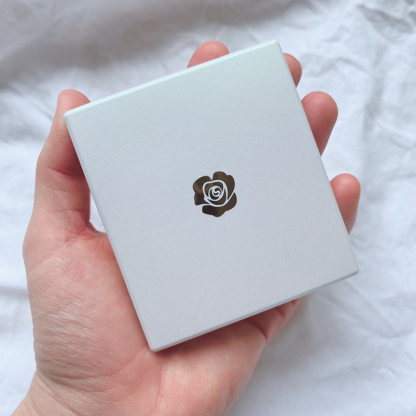 サンブロックルーセントパウダーex./ステファニー/プレストパウダーを使ったクチコミ(2枚目)