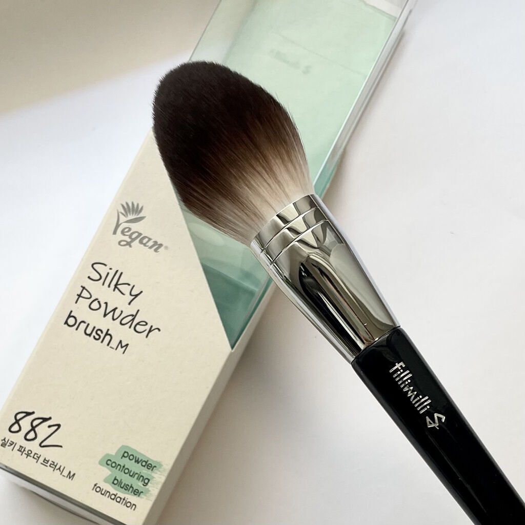 Sシルキーパウダーブラシ (M)882/fillimilli/メイクブラシを使ったクチコミ（2枚目）