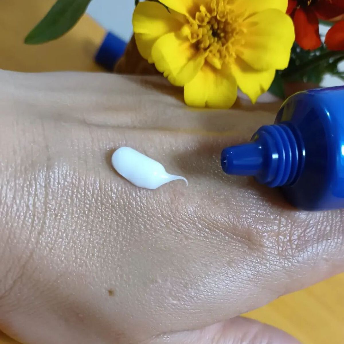 プラセホワイター 薬用美白アイクリーム/明色/アイケア・アイクリームを使ったクチコミ（3枚目）