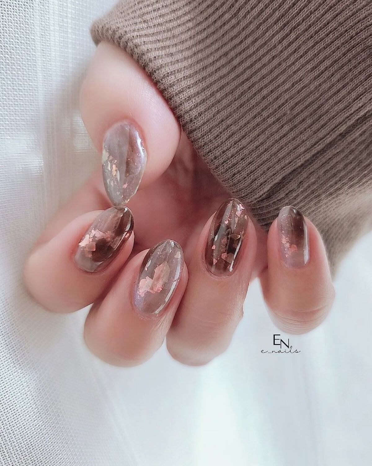 #ニュアンスネイル,#パープルネイル,#ブラウンネイル,#秋ネイル,#セルフネイルのネイルデザイン