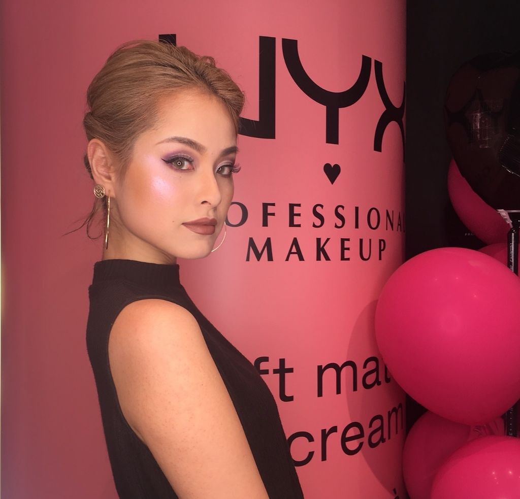 ストロボオブジーニアス ホロ スティック/NYX Professional Makeup/ジェル・クリームチークを使ったクチコミ(4枚目)