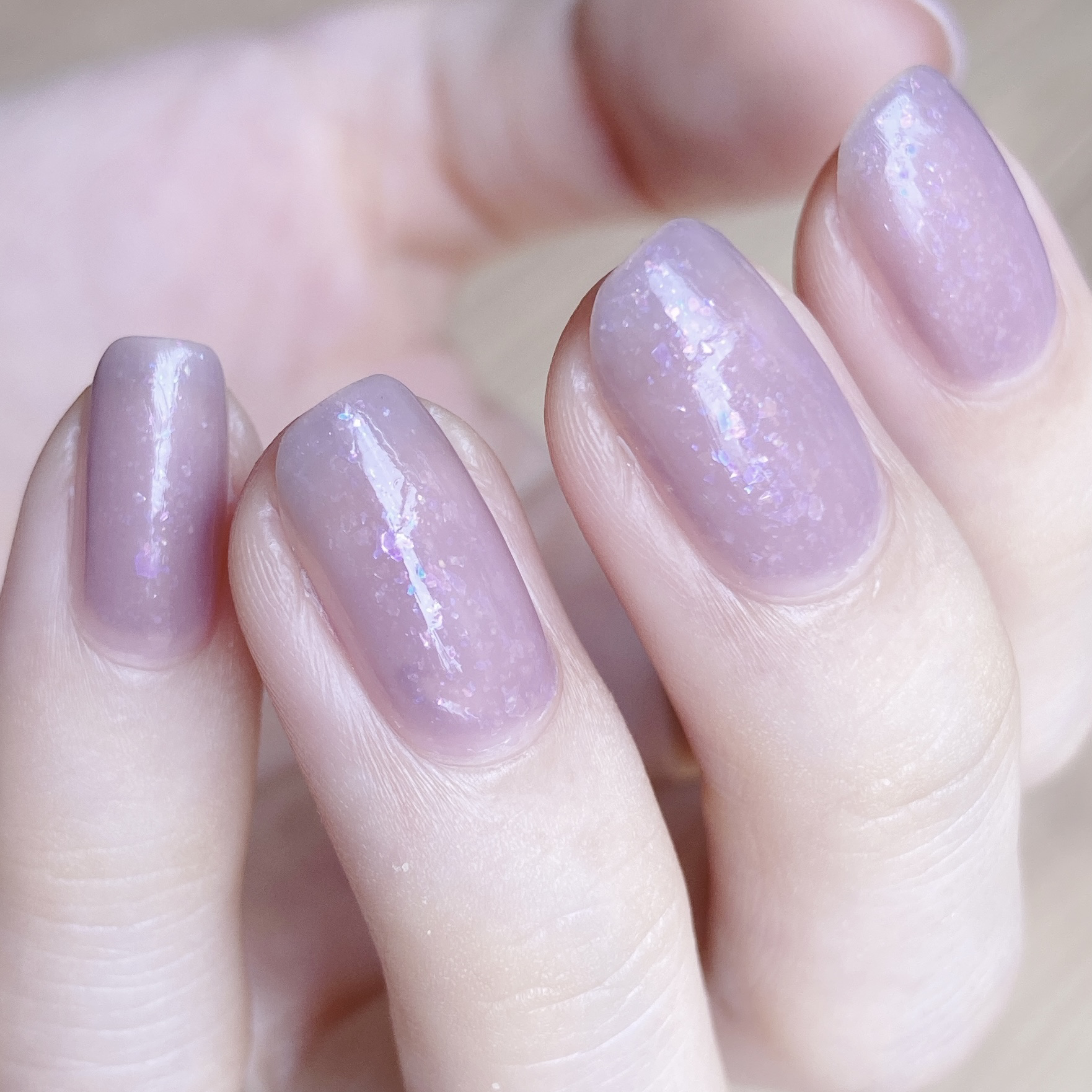 フレンドネイル(リニューアル品)	 1-25(33141)プリズムライラック/DAISO/マニキュアを使ったクチコミ（2枚目）