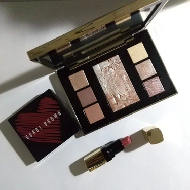 BOBBI BROWN リュクス アイ & グロウ パレットのクチコミ「#今日のメイク

今日はBOBBI BROWNへ行ってきました。
お目当てのものを買えました💨.....」（1枚目）