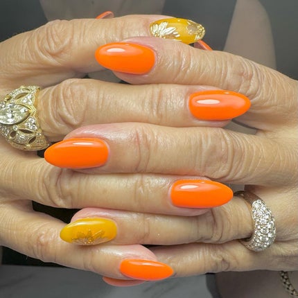 kanna on LIPS 「・・・𝕊𝕦𝕟𝕗𝕝𝕠𝕨𝕖𝕣𝕟𝕒𝕚𝕝🌻🧡💛ビタミンオレンジカラーに..」(2枚目)