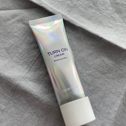 おりこの りんご on LIPS 「届いた!すごくサラッとしてます。意外にも瑞々しいテクスチャー。..」(1枚目)