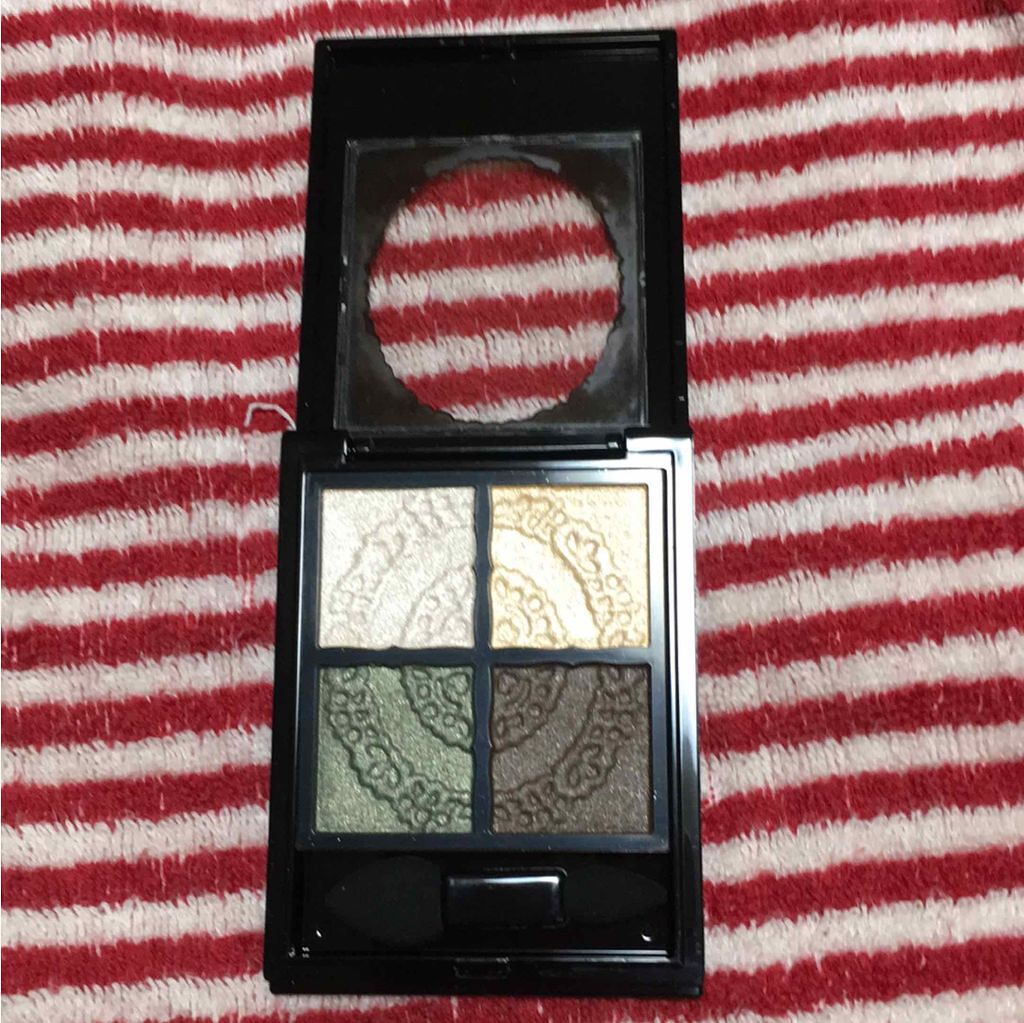 グロッシーリッチ アイズ/Visée/アイシャドウパレットを使ったクチコミ（2枚目）