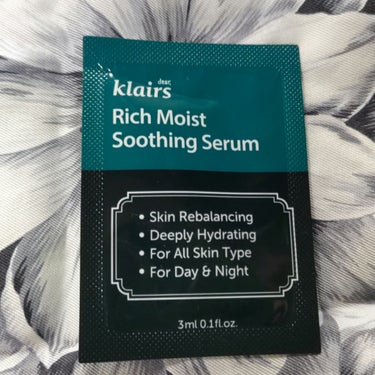 Klairs リッチモイストスージングセラム(80ml)のクチコミ「Klairs🍀
リッチ モイスト スージング セラム✨
乾燥肌向けのセラム
化粧水の後に2~3.....」（1枚目）