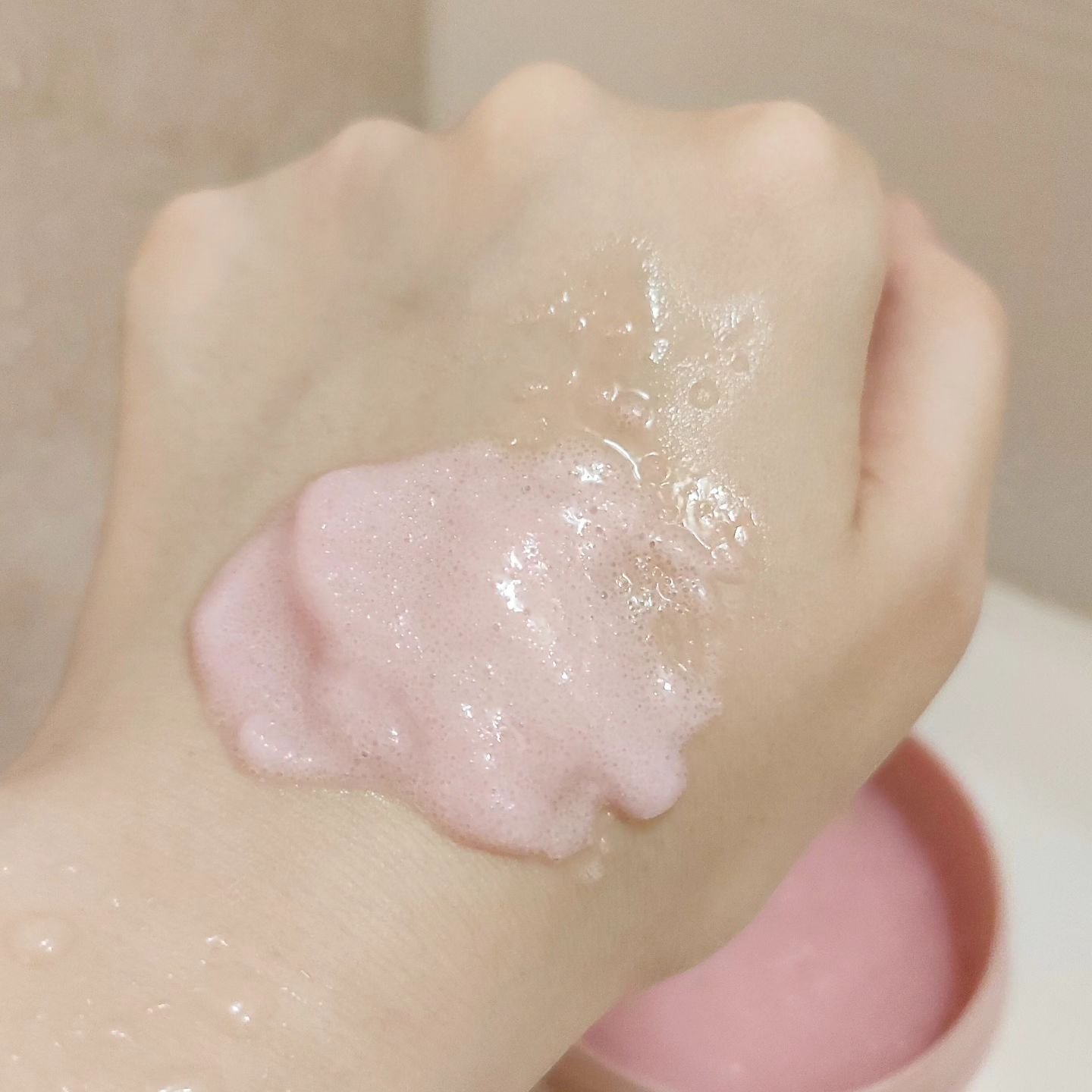 Q+Me スウィート ボム タラソ スクラブ/AGARISM/バスト・ヒップケアを使ったクチコミ（3枚目）