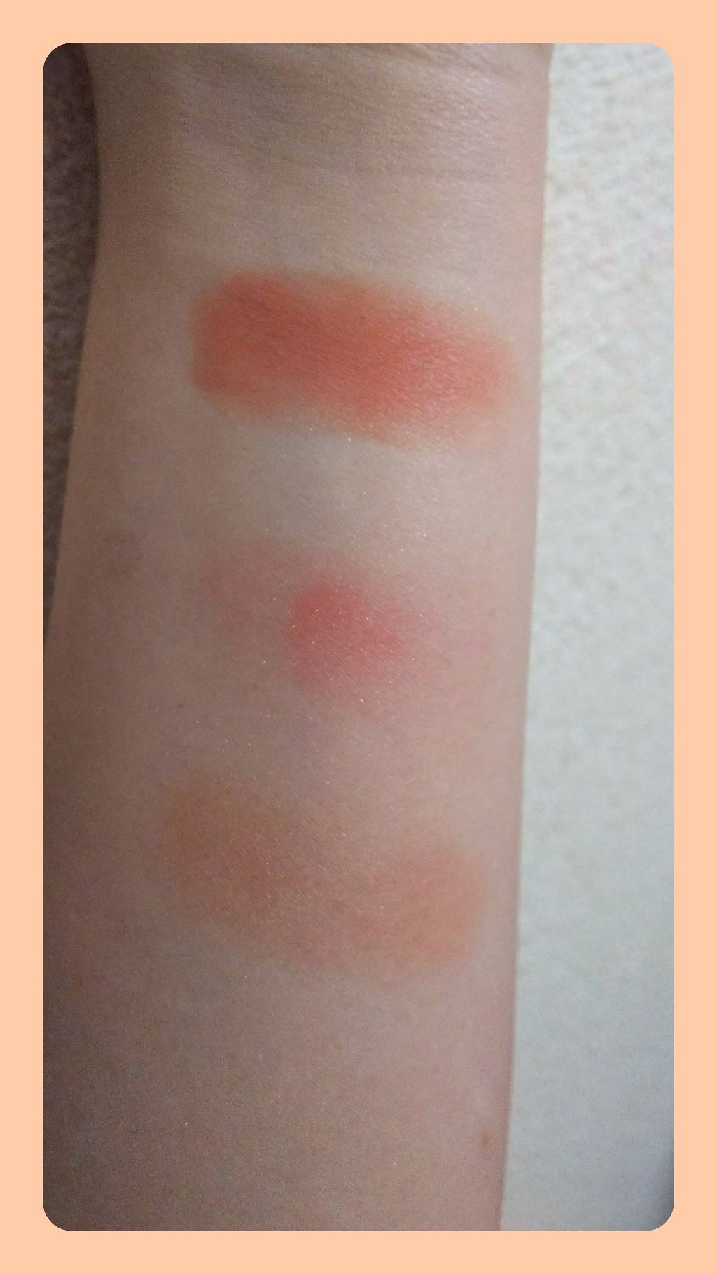 ポンポンミネラルチーク/エトヴォス/パウダーチークを使ったクチコミ(2枚目)