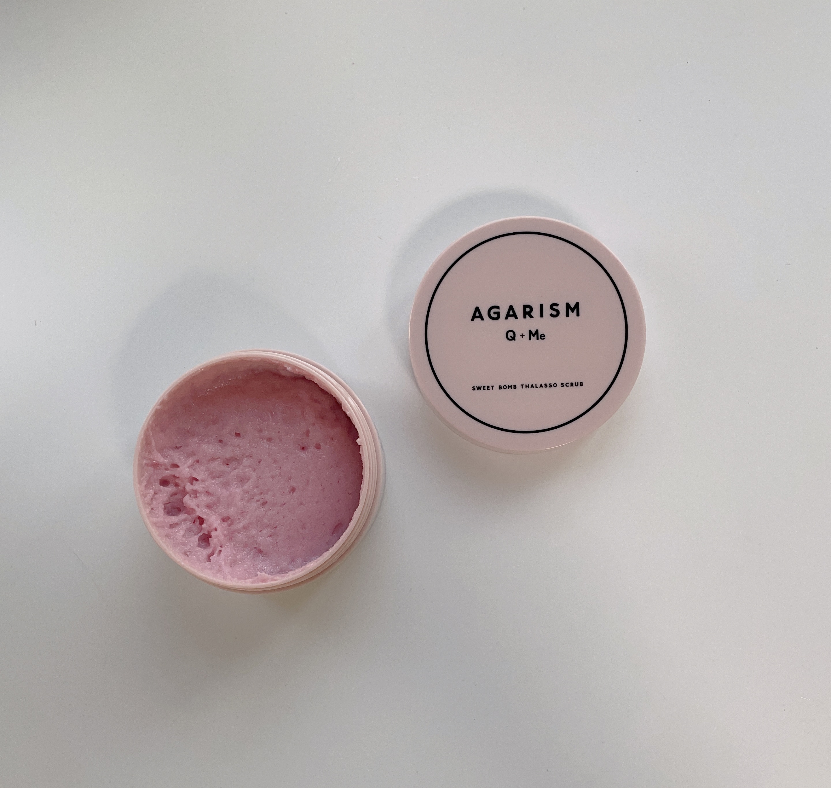 Q+Me スウィート ボム タラソ スクラブ/AGARISM/バストケア・ヒップケアを使ったクチコミ（1枚目）