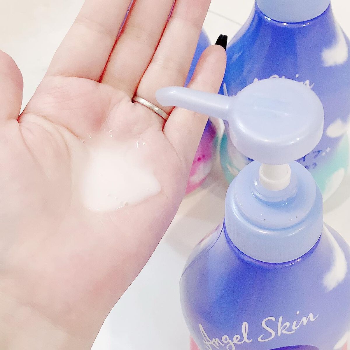 エンジェルスキン ボディウォッシュ サボン&ブーケの香り/ニベア/ボディソープを使ったクチコミ(5枚目)