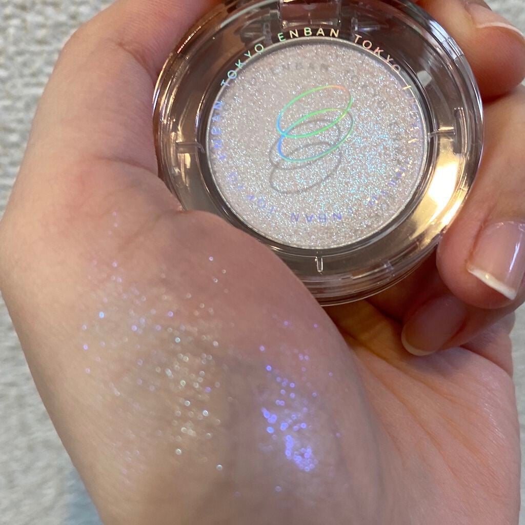 マルチグリッターカラー/ENBAN TOKYO/単色アイシャドウを使ったクチコミ(5枚目)