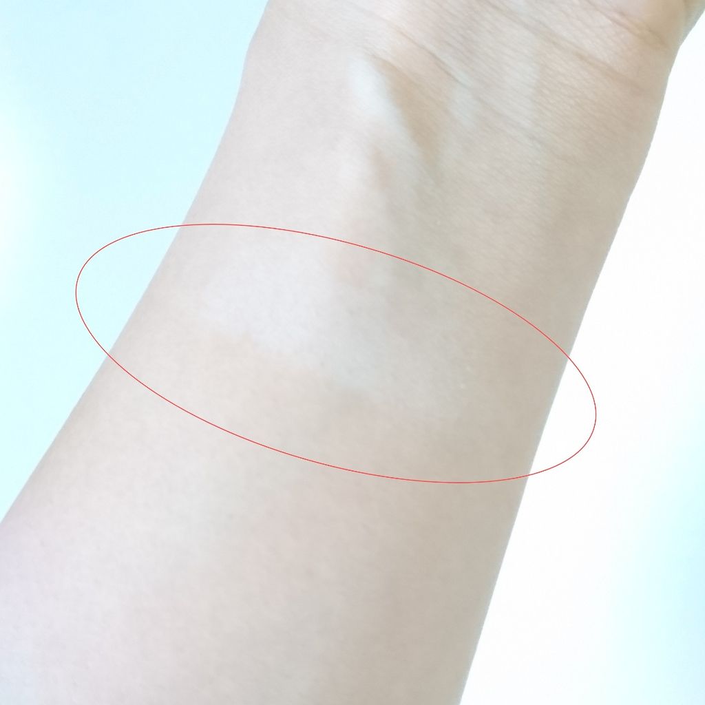 すっぴんパウダー/クラブ/プレストパウダーを使ったクチコミ(4枚目)