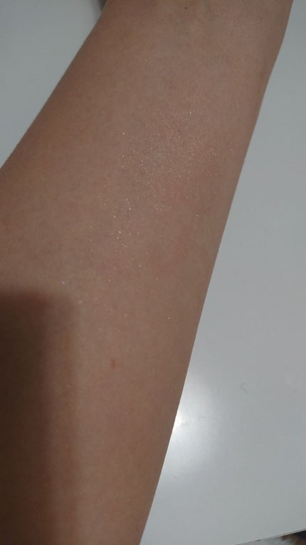 スーパーラディアントブースター/NARS/化粧下地を使ったクチコミ(4枚目)