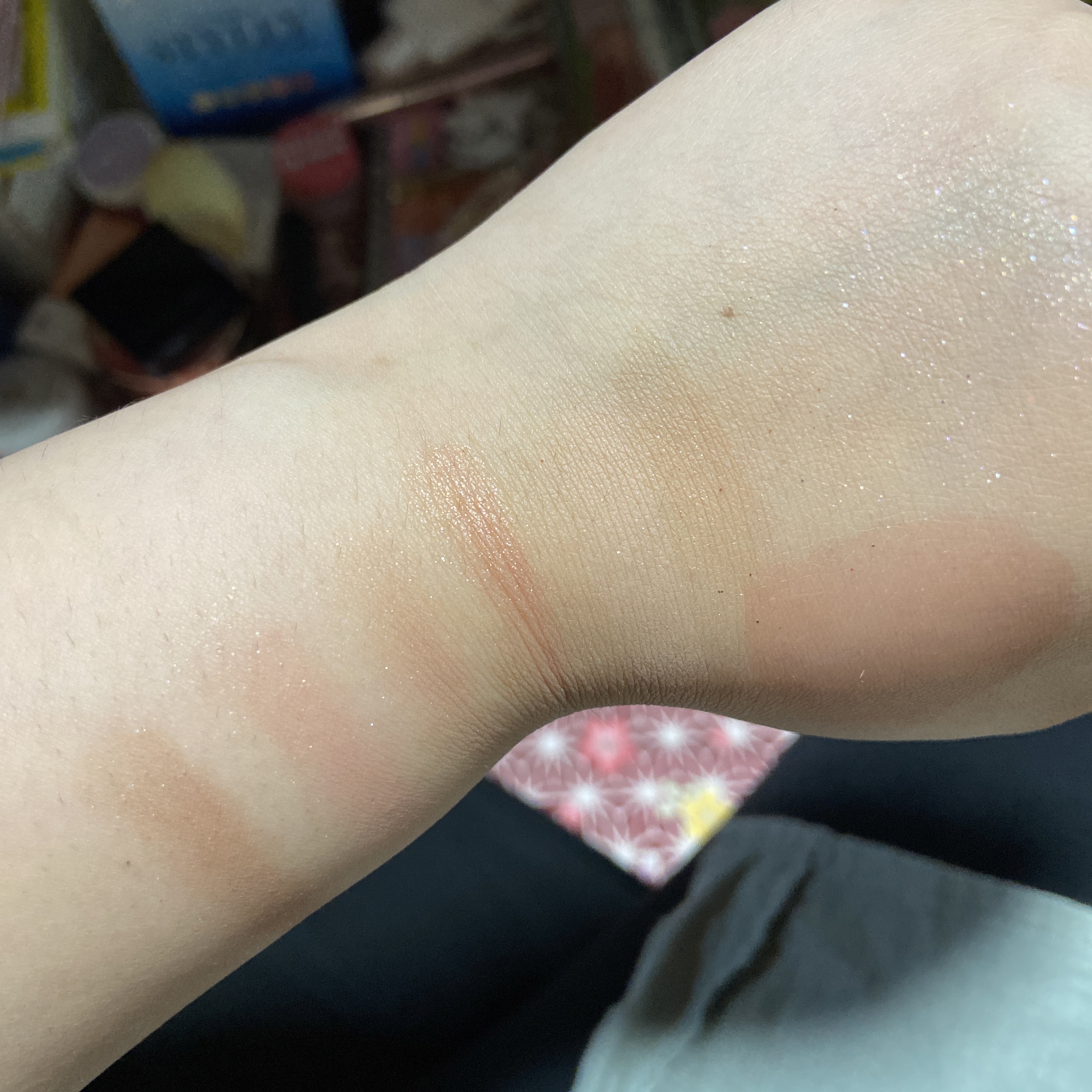 ソフトクレイビームアイシャドウパレット 09 ピンクラベンダー/AMIOK/ジェル・クリームアイシャドウを使ったクチコミ（2枚目）