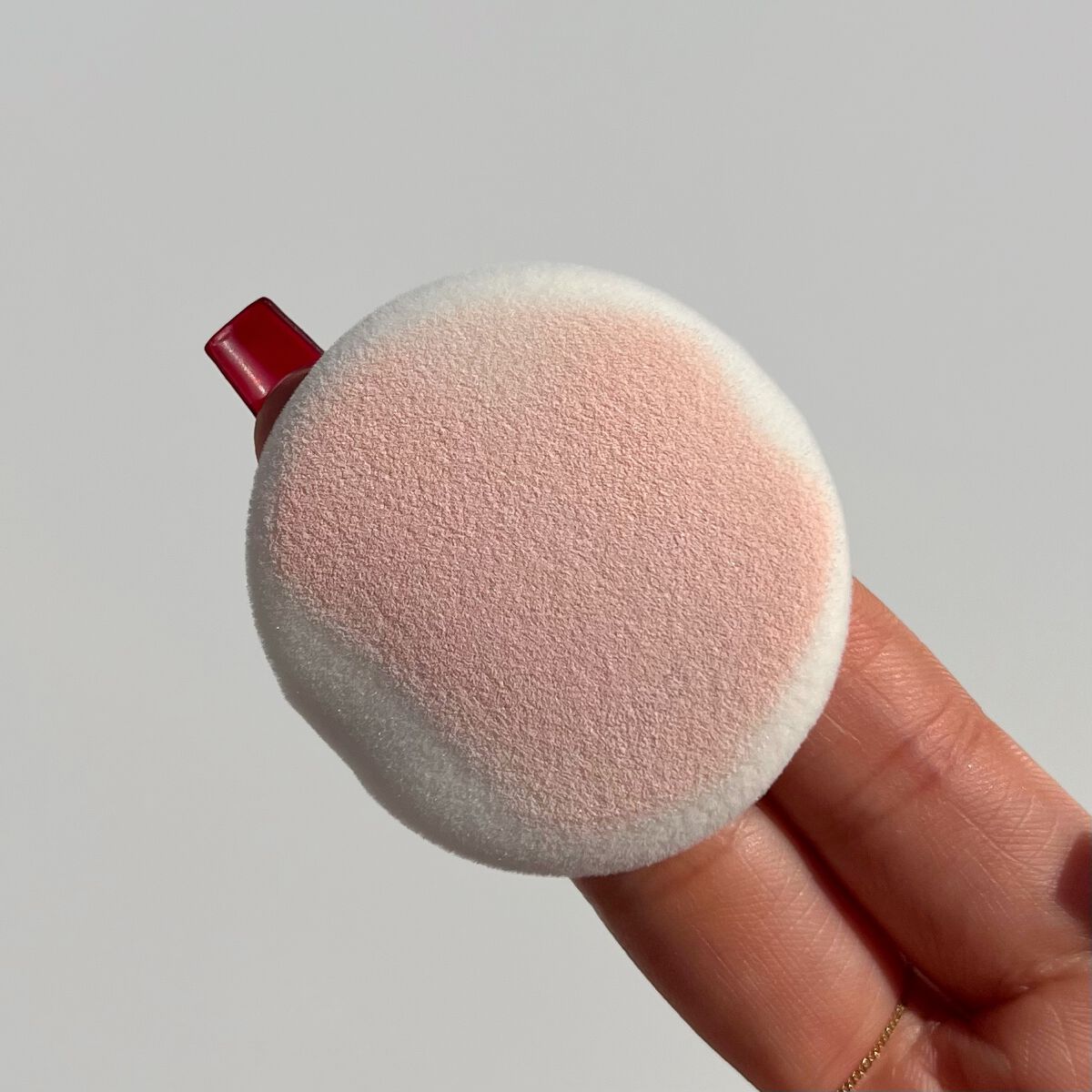 グローパウダーパクト/ABOUT TONE/プレストパウダーを使ったクチコミ(3枚目)