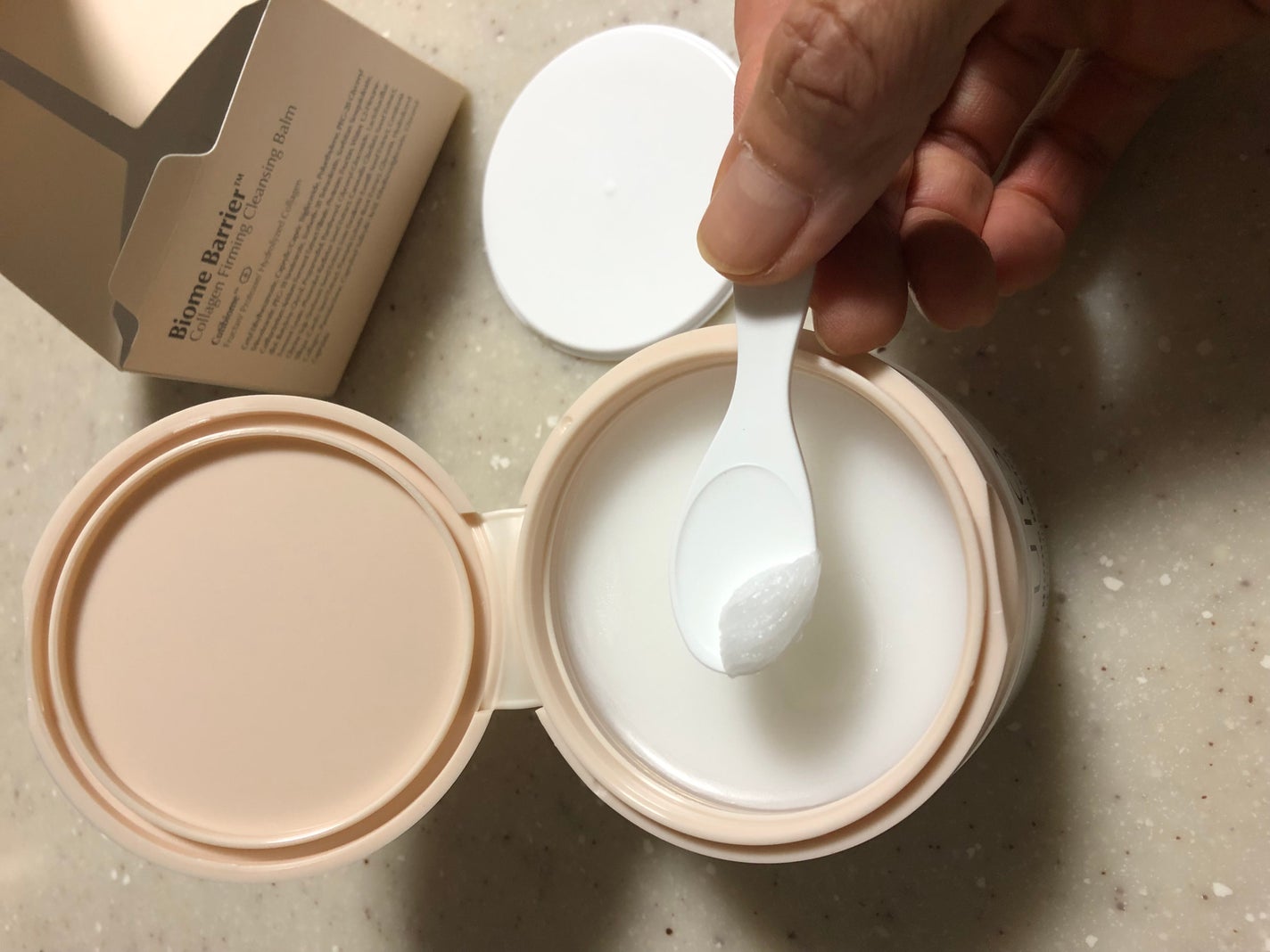 バイオームバリアコラーゲンファーミングクレンジングバーム/UIQ/クレンジングバームを使ったクチコミ(3枚目)