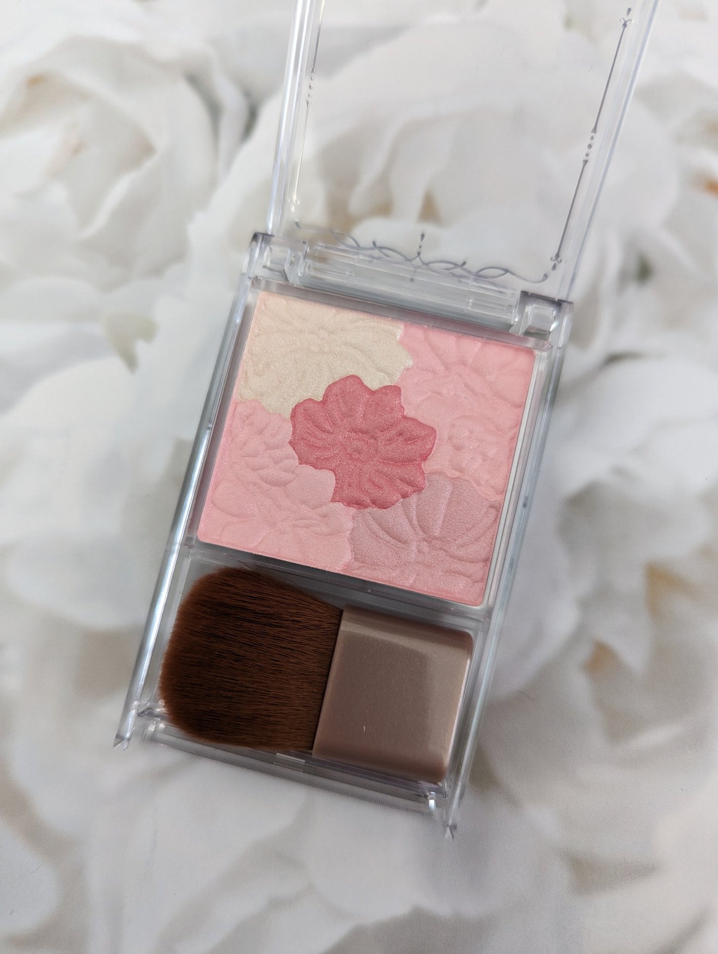 グロウフルールチークス/キャンメイク/パウダーチークを使ったクチコミ(1枚目)