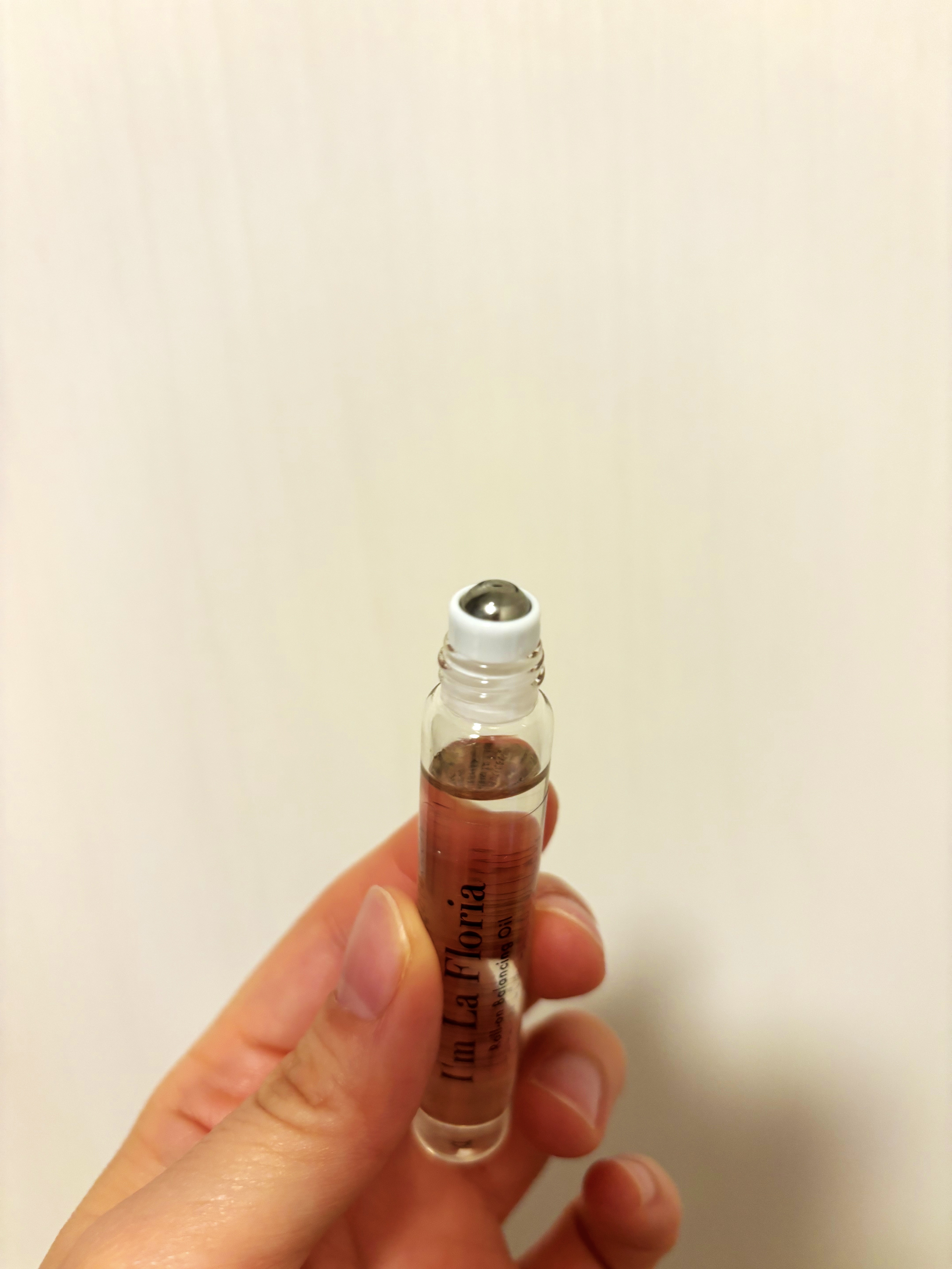 試してみた】ロールオンバランシングオイル ブレスオブガーデンの香り